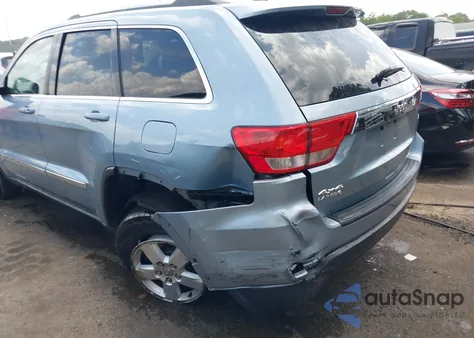 2012 Jeep Grand Cherokee Laredo из США, поврежденный, VIN 1C4RJFAG1CC302791